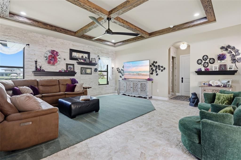 For Sale: $1,997,000 (5 beds, 5 baths, 4635 Square Feet)