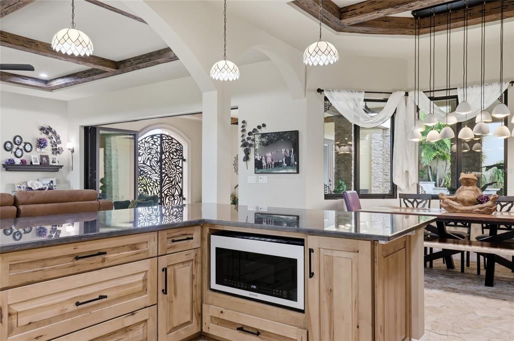 For Sale: $1,997,000 (5 beds, 5 baths, 4635 Square Feet)