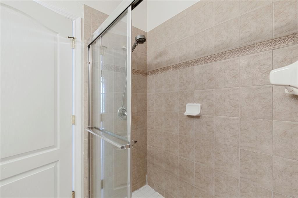 En Venta: $225,000 (3 camas, 2 baños, 1446 Pies cuadrados)
