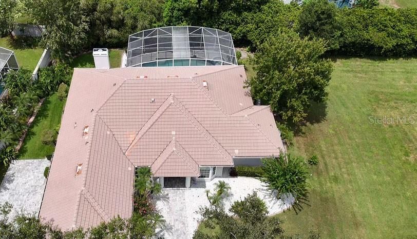 En Venta: $899,000 (4 camas, 3 baños, 2775 Pies cuadrados)