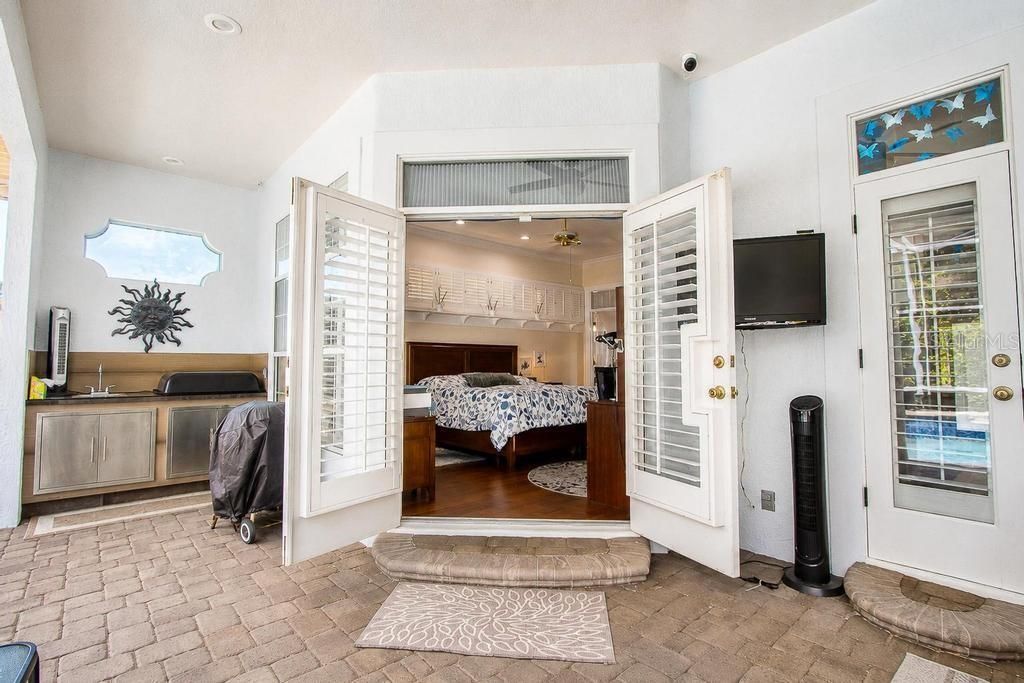 En Venta: $899,000 (4 camas, 3 baños, 2775 Pies cuadrados)