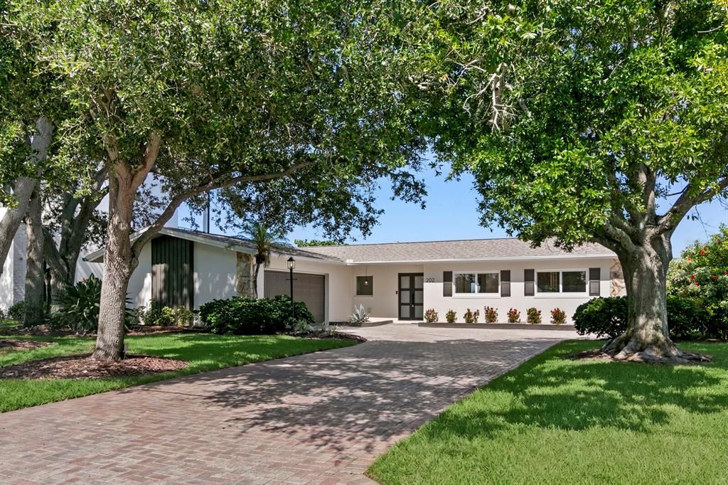 En Venta: $1,820,000 (3 camas, 3 baños, 2235 Pies cuadrados)