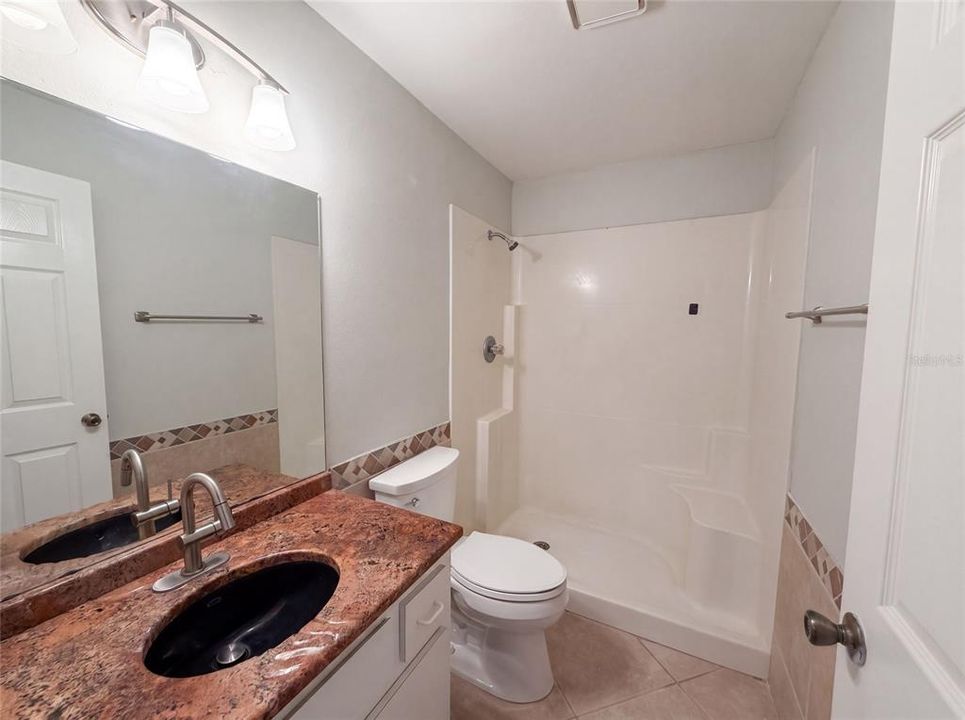 For Sale: $318,000 (3 beds, 2 baths, 1290 Square Feet)