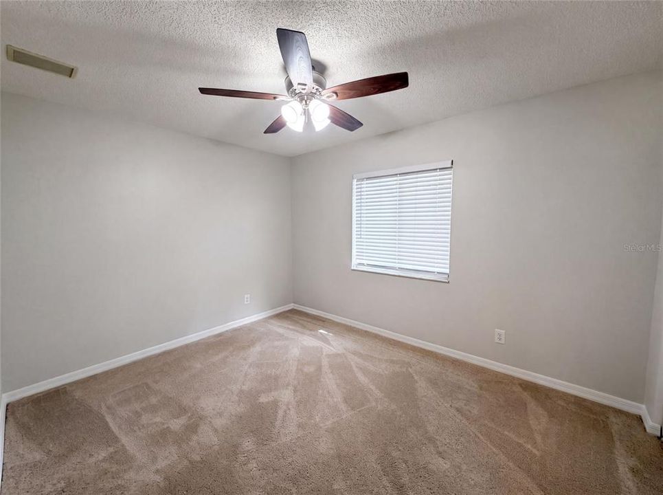 For Sale: $318,000 (3 beds, 2 baths, 1290 Square Feet)