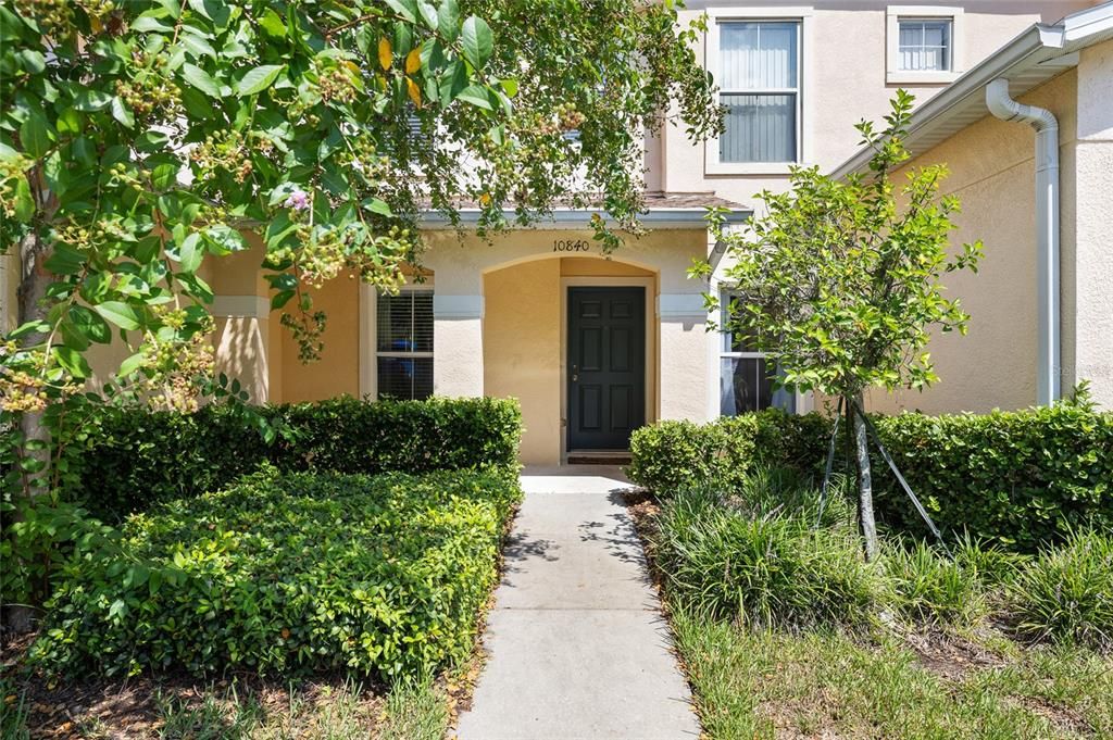 For Sale: $225,000 (2 beds, 2 baths, 1080 Square Feet)