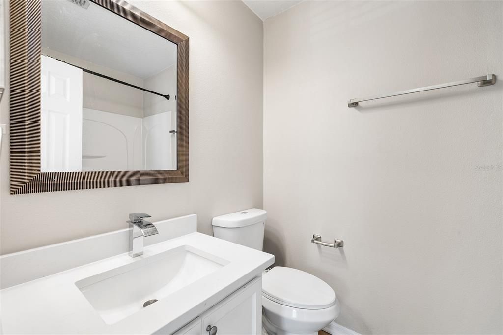 For Sale: $225,000 (2 beds, 2 baths, 1080 Square Feet)