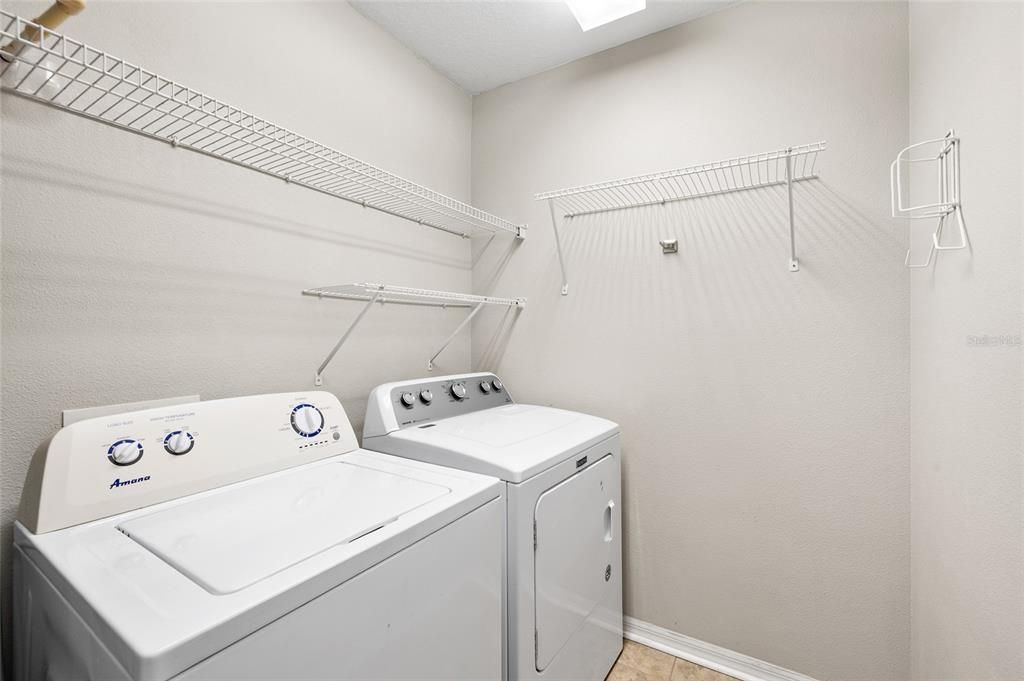 For Sale: $225,000 (2 beds, 2 baths, 1080 Square Feet)