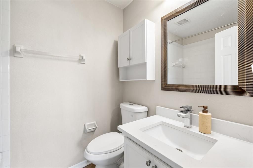 For Sale: $225,000 (2 beds, 2 baths, 1080 Square Feet)