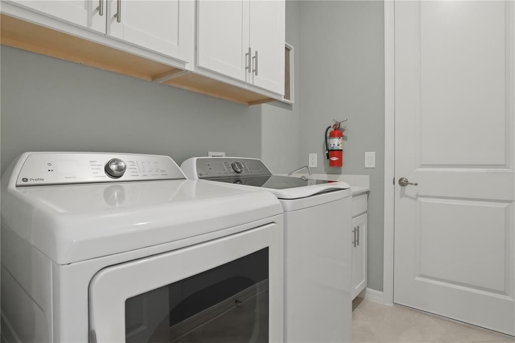 For Sale: $832,605 (2 beds, 2 baths, 1850 Square Feet)