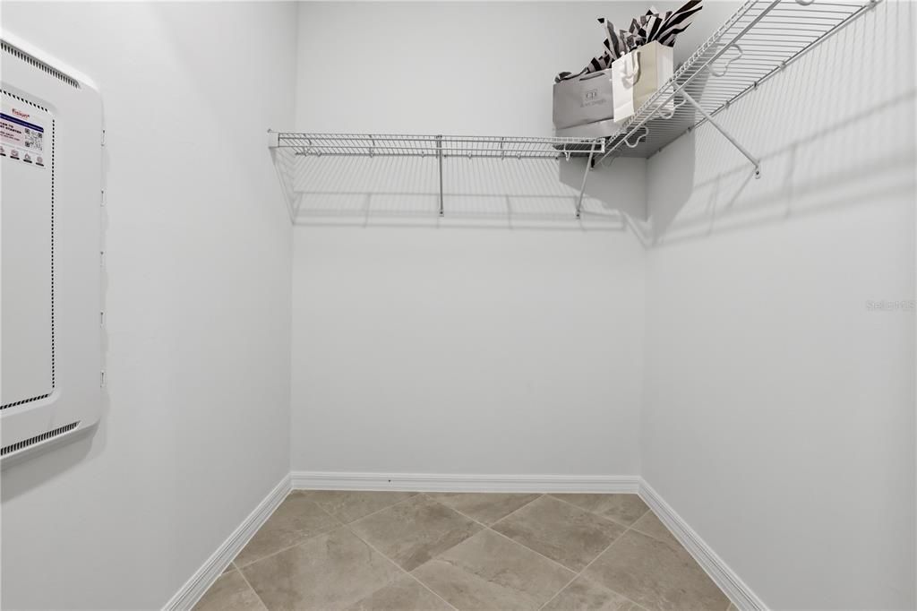 For Sale: $832,605 (2 beds, 2 baths, 1850 Square Feet)