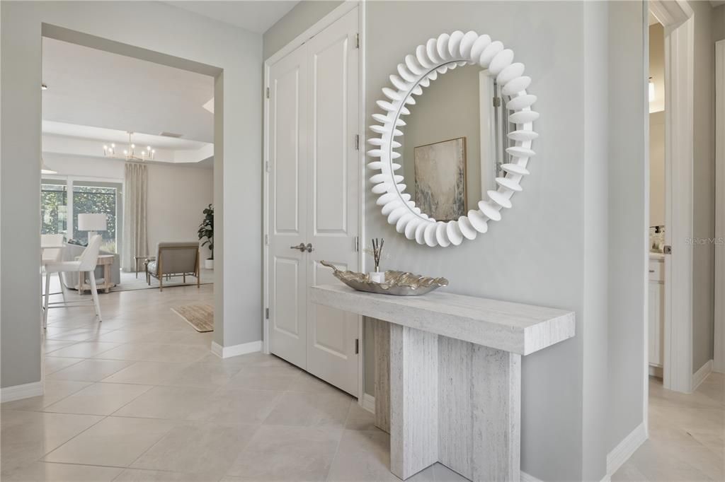 For Sale: $832,605 (2 beds, 2 baths, 1850 Square Feet)