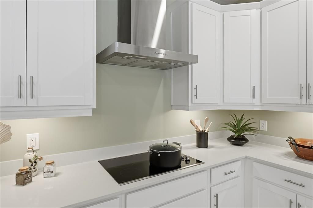 For Sale: $832,605 (2 beds, 2 baths, 1850 Square Feet)