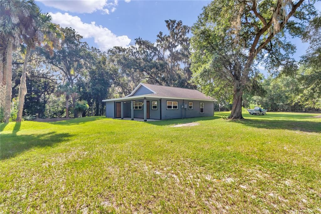 For Sale: $440,000 (3 beds, 2 baths, 1359 Square Feet)