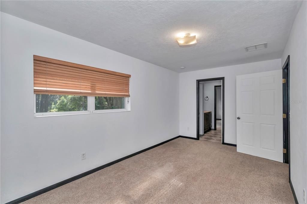 For Sale: $440,000 (3 beds, 2 baths, 1359 Square Feet)