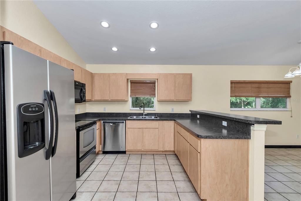 For Sale: $440,000 (3 beds, 2 baths, 1359 Square Feet)