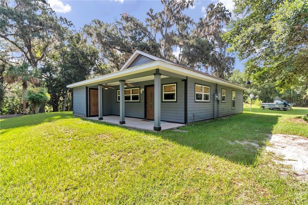 For Sale: $440,000 (3 beds, 2 baths, 1359 Square Feet)