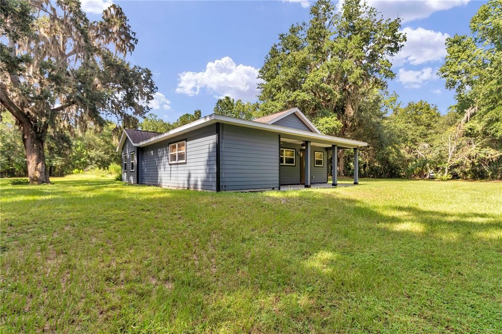 For Sale: $440,000 (3 beds, 2 baths, 1359 Square Feet)