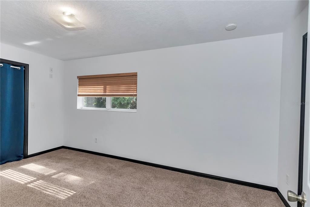 For Sale: $440,000 (3 beds, 2 baths, 1359 Square Feet)