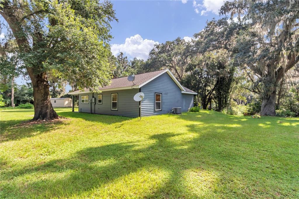 For Sale: $440,000 (3 beds, 2 baths, 1359 Square Feet)