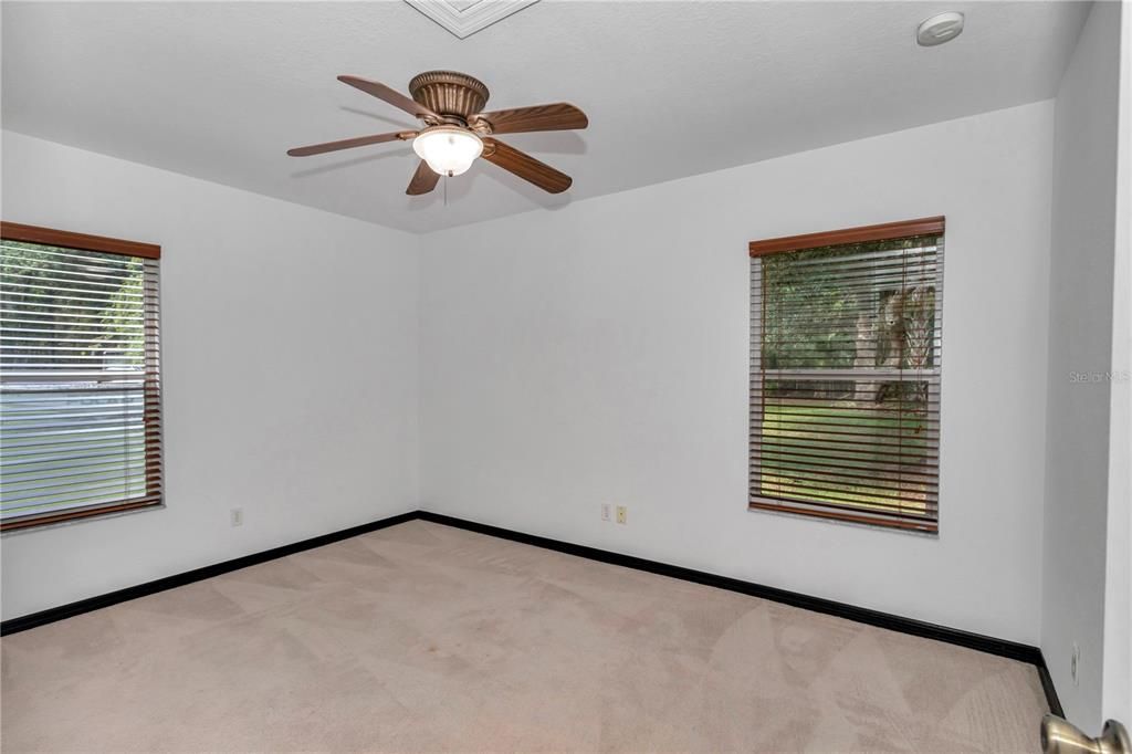 For Sale: $440,000 (3 beds, 2 baths, 1359 Square Feet)