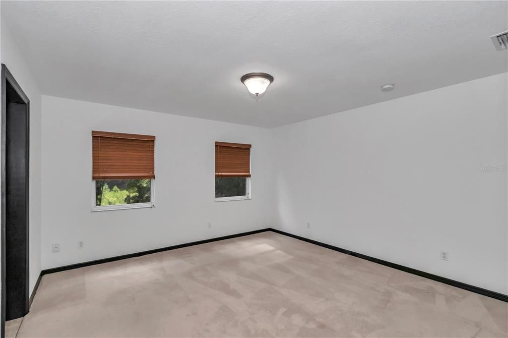 For Sale: $440,000 (3 beds, 2 baths, 1359 Square Feet)