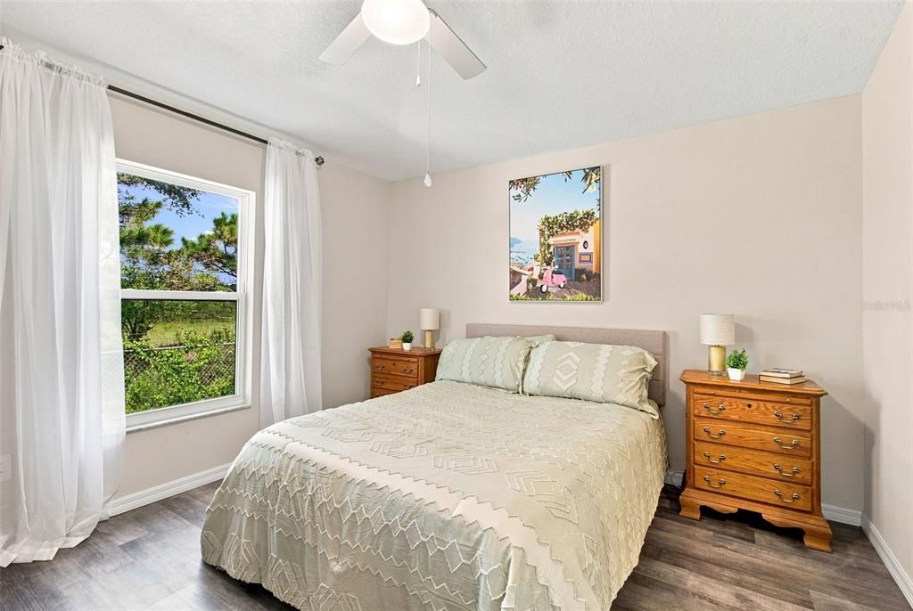 For Sale: $225,000 (3 beds, 2 baths, 1368 Square Feet)