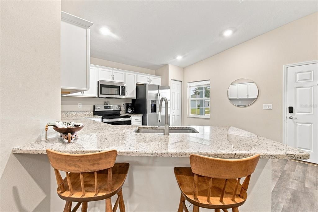 For Sale: $225,000 (3 beds, 2 baths, 1368 Square Feet)