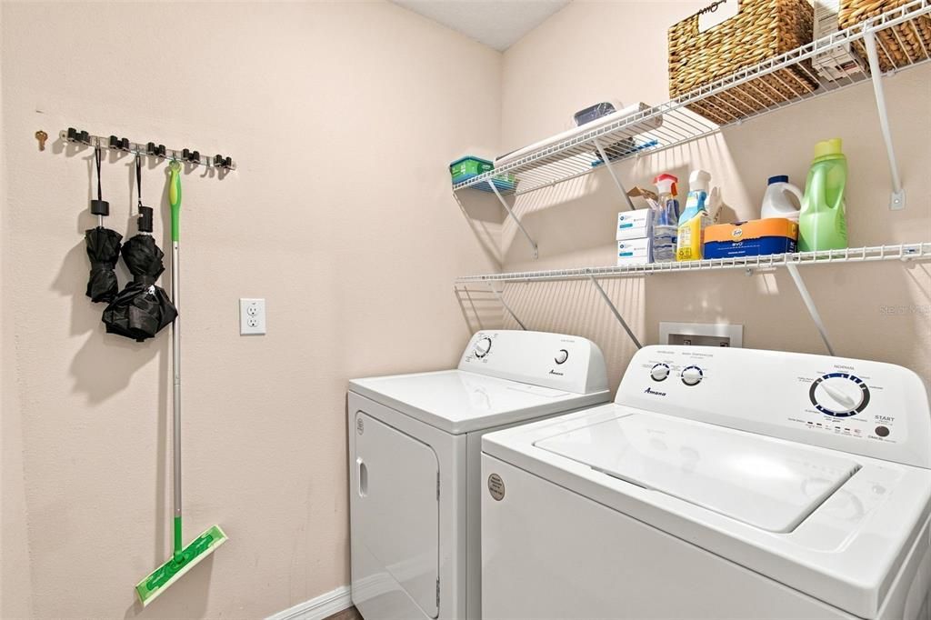 For Sale: $225,000 (3 beds, 2 baths, 1368 Square Feet)