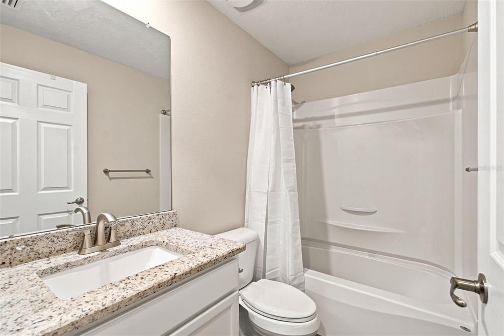 For Sale: $225,000 (3 beds, 2 baths, 1368 Square Feet)