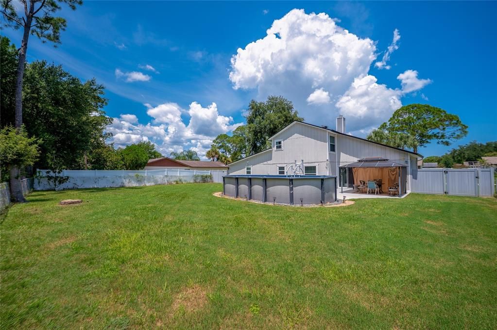 For Sale: $329,000 (3 beds, 2 baths, 1308 Square Feet)