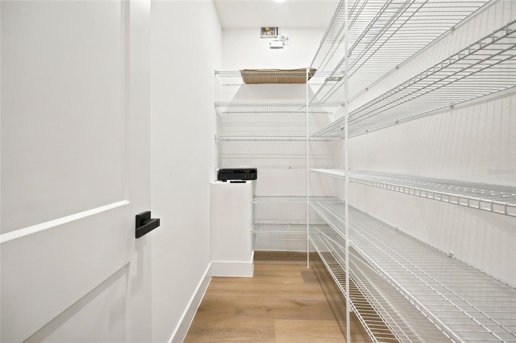 На продажу: $579,999 (4 спален, 3 ванн, 3110 Квадратных фут)