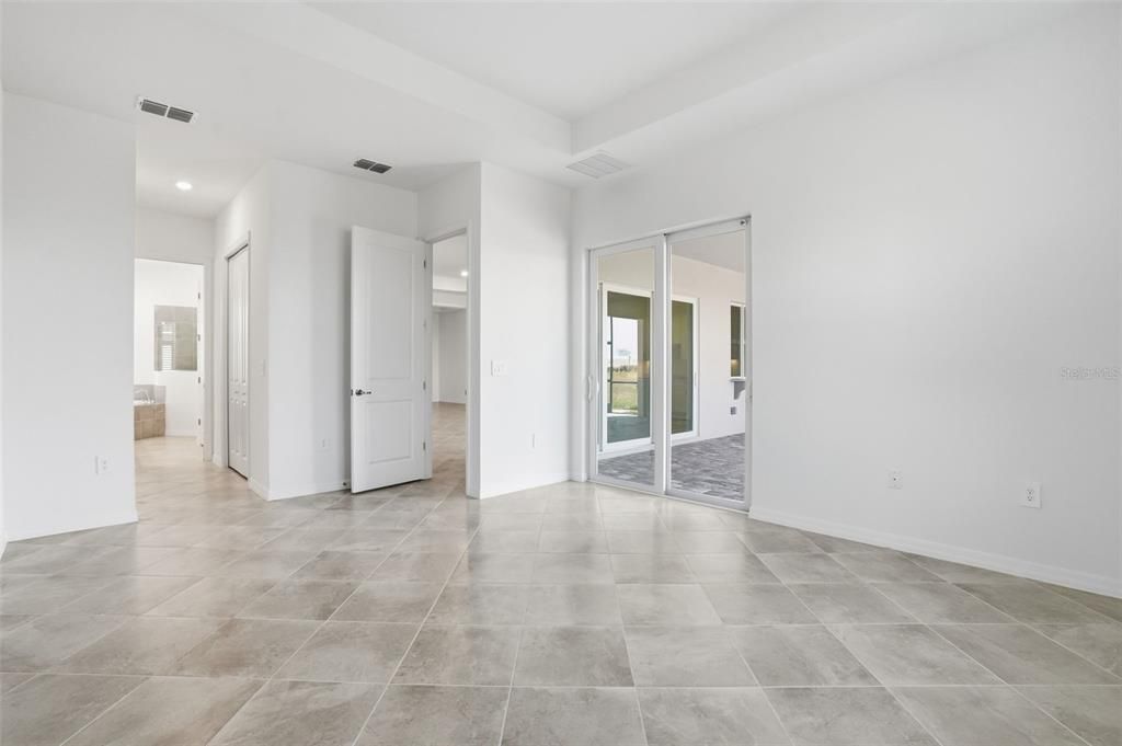 For Sale: $860,607 (2 beds, 2 baths, 2061 Square Feet)