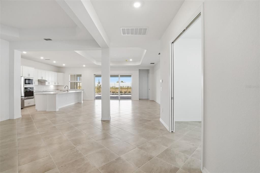 For Sale: $860,607 (2 beds, 2 baths, 2061 Square Feet)