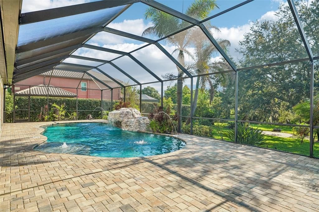 For Sale: $1,197,000 (7 beds, 4 baths, 4742 Square Feet)