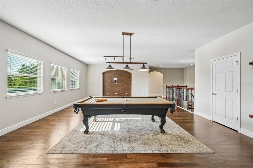 For Sale: $1,197,000 (7 beds, 4 baths, 4742 Square Feet)
