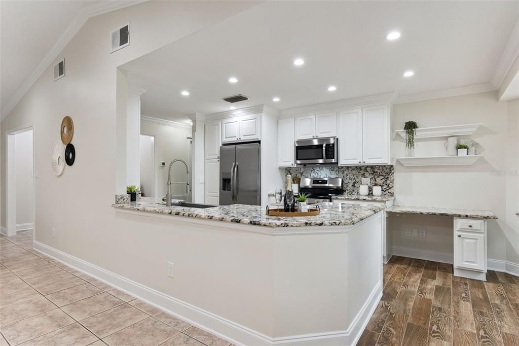 For Sale: $465,000 (3 beds, 2 baths, 1566 Square Feet)