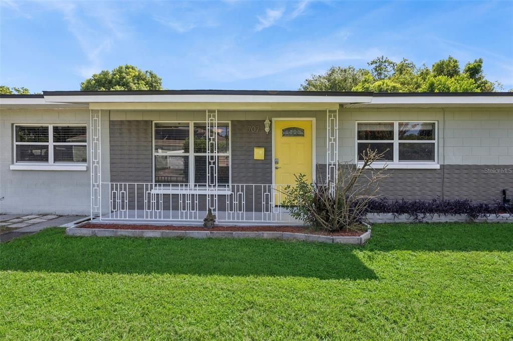 For Sale: $414,900 (3 beds, 2 baths, 1578 Square Feet)
