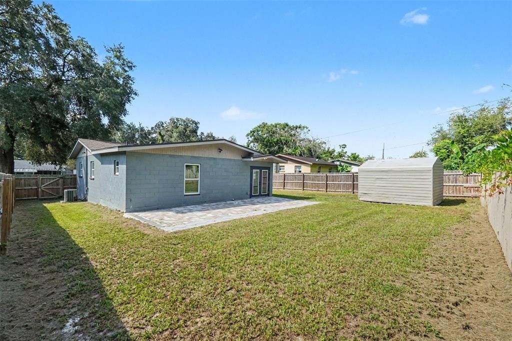 For Rent: $1,800 (3 beds, 2 baths, 1100 Square Feet)