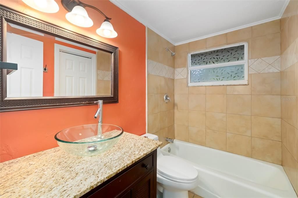 For Sale: $330,000 (3 beds, 2 baths, 1261 Square Feet)