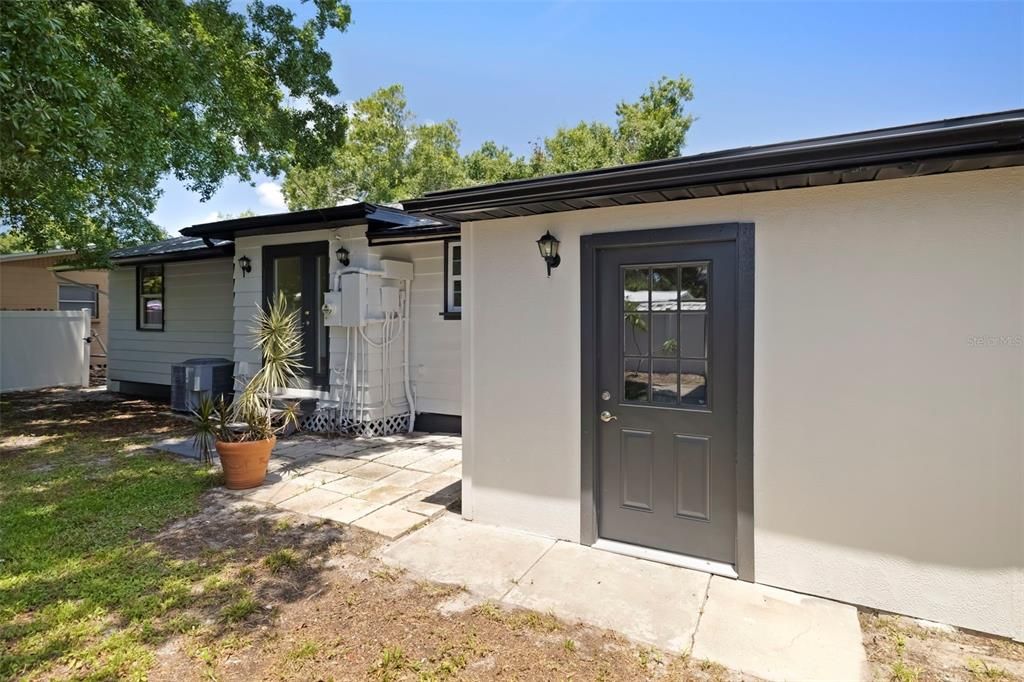 For Sale: $330,000 (3 beds, 2 baths, 1261 Square Feet)