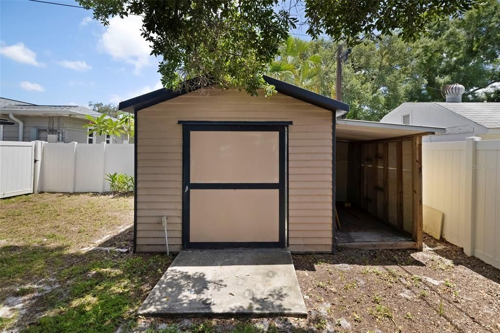 For Sale: $330,000 (3 beds, 2 baths, 1261 Square Feet)