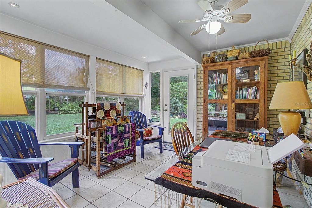 For Sale: $325,000 (3 beds, 2 baths, 1939 Square Feet)