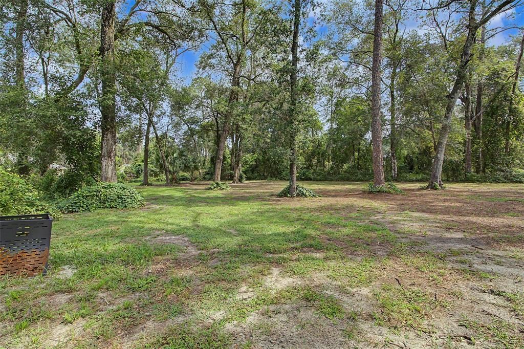 For Sale: $325,000 (3 beds, 2 baths, 1939 Square Feet)