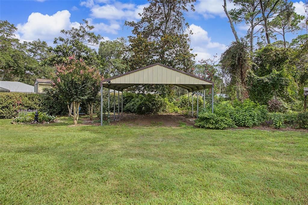 For Sale: $325,000 (3 beds, 2 baths, 1939 Square Feet)