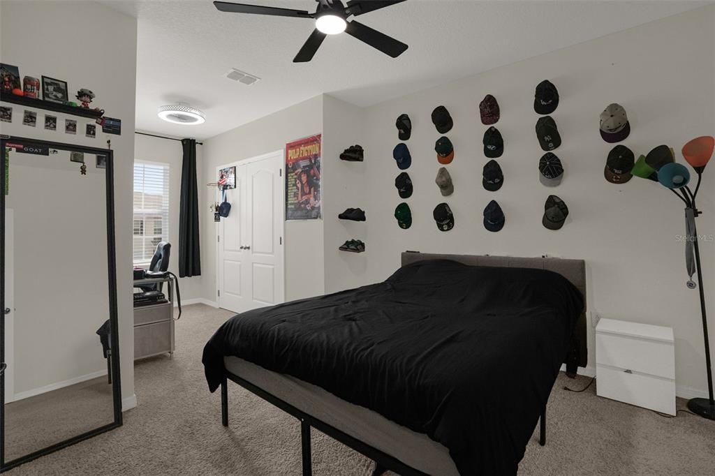 For Sale: $359,900 (3 beds, 2 baths, 1676 Square Feet)