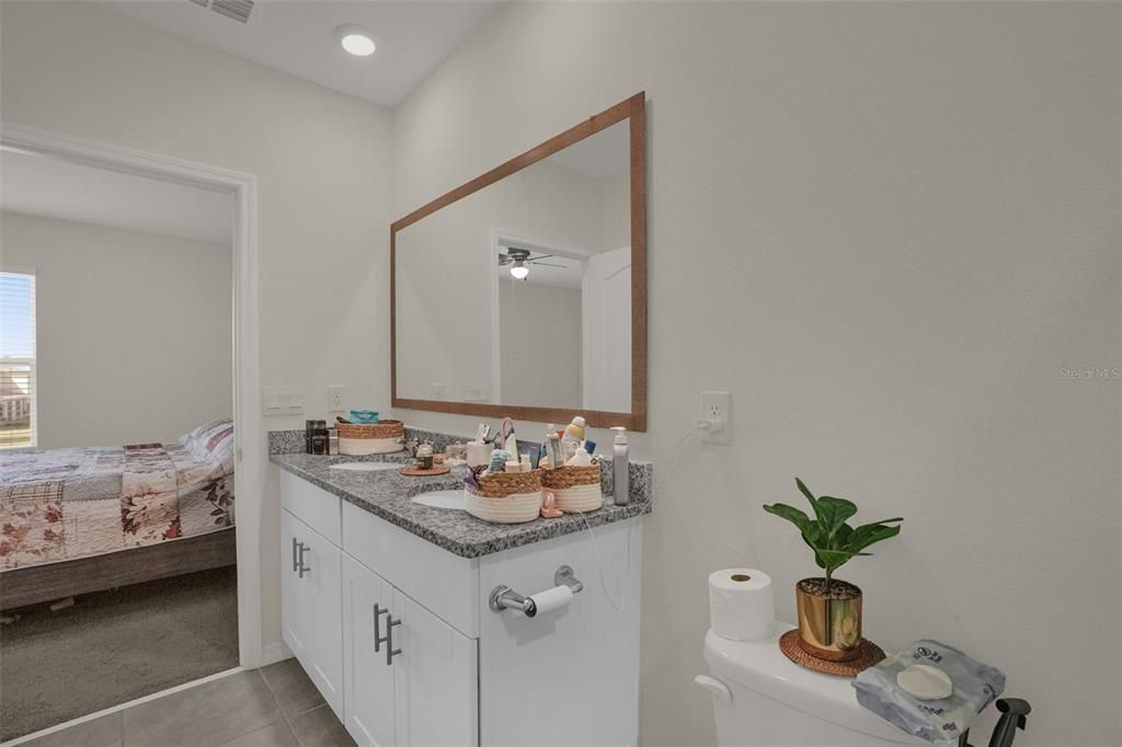 For Sale: $359,900 (3 beds, 2 baths, 1676 Square Feet)