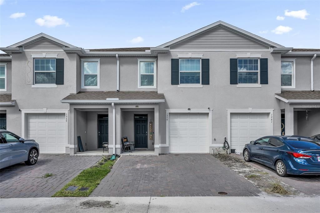 For Sale: $359,900 (3 beds, 2 baths, 1676 Square Feet)