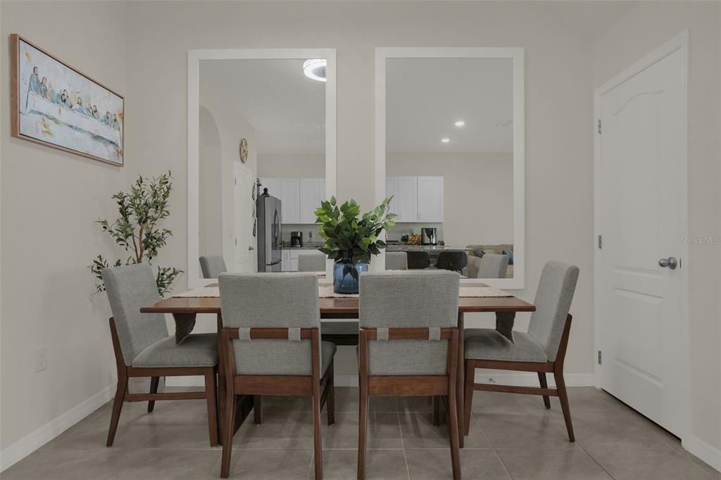 For Sale: $359,900 (3 beds, 2 baths, 1676 Square Feet)