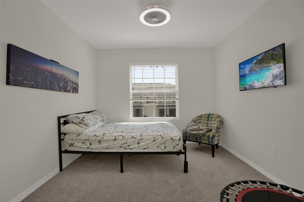 For Sale: $359,900 (3 beds, 2 baths, 1676 Square Feet)