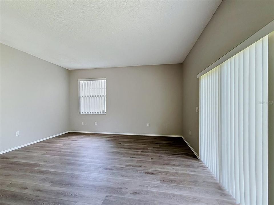 For Sale: $385,000 (3 beds, 2 baths, 2041 Square Feet)